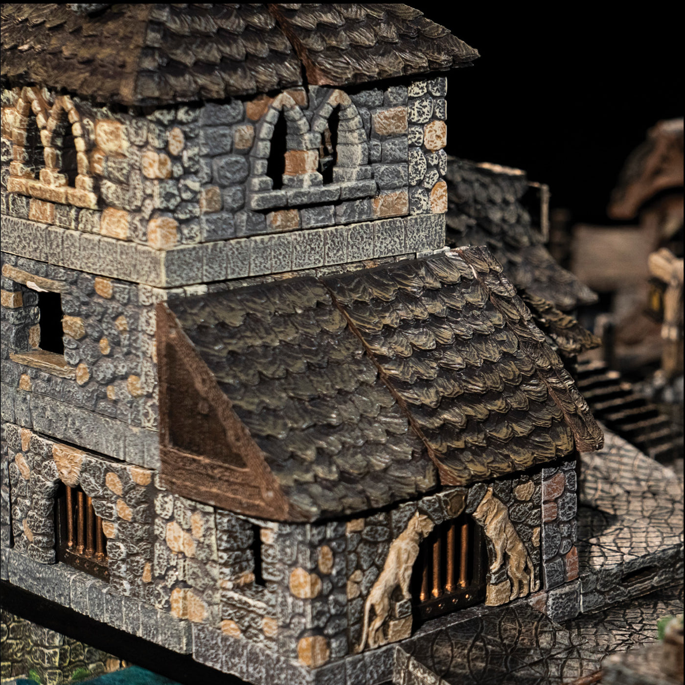 Fieldstone Core - Grand Walls & Posts (Unpainted)