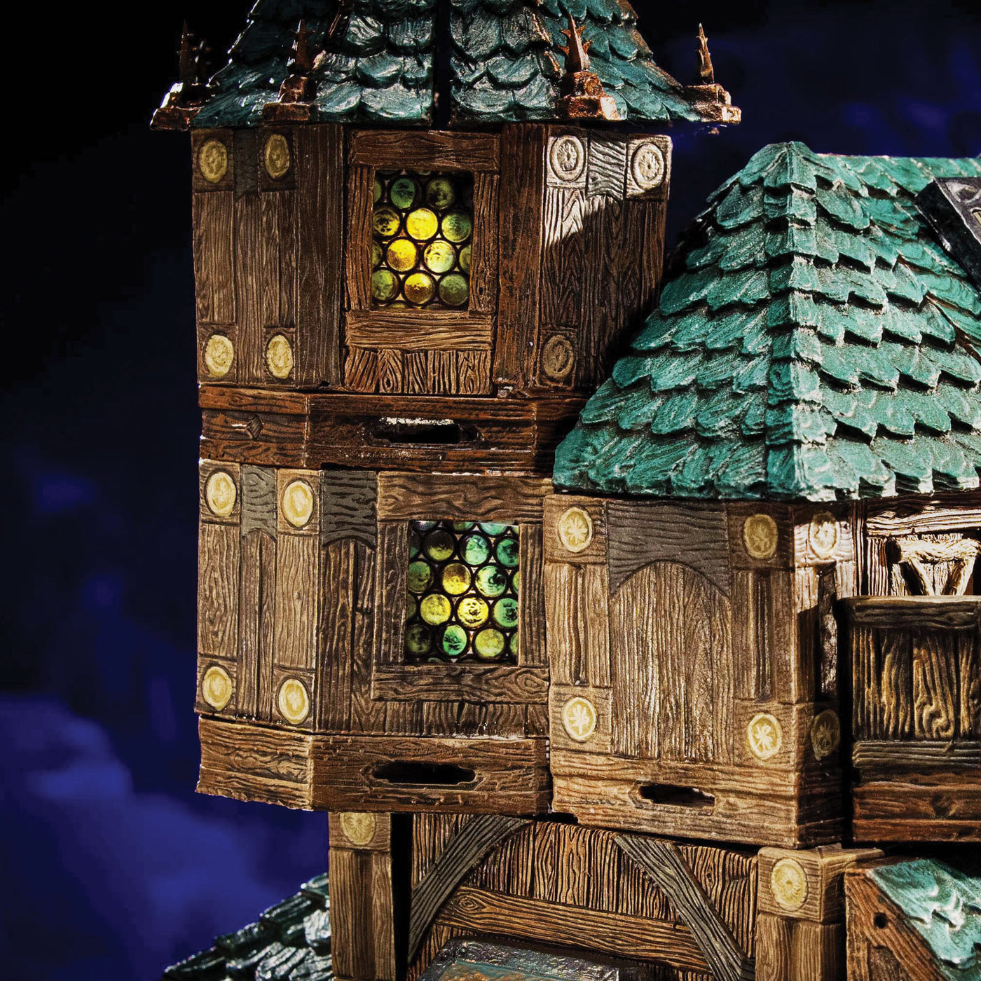 Rustic Wood - The Poet's Nook w/ Green Roof (Painted)